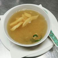 Soupe au poulet et nouilles de cellophane